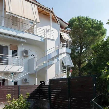 بيت للعطل Vacation House In Mikri Mantinia